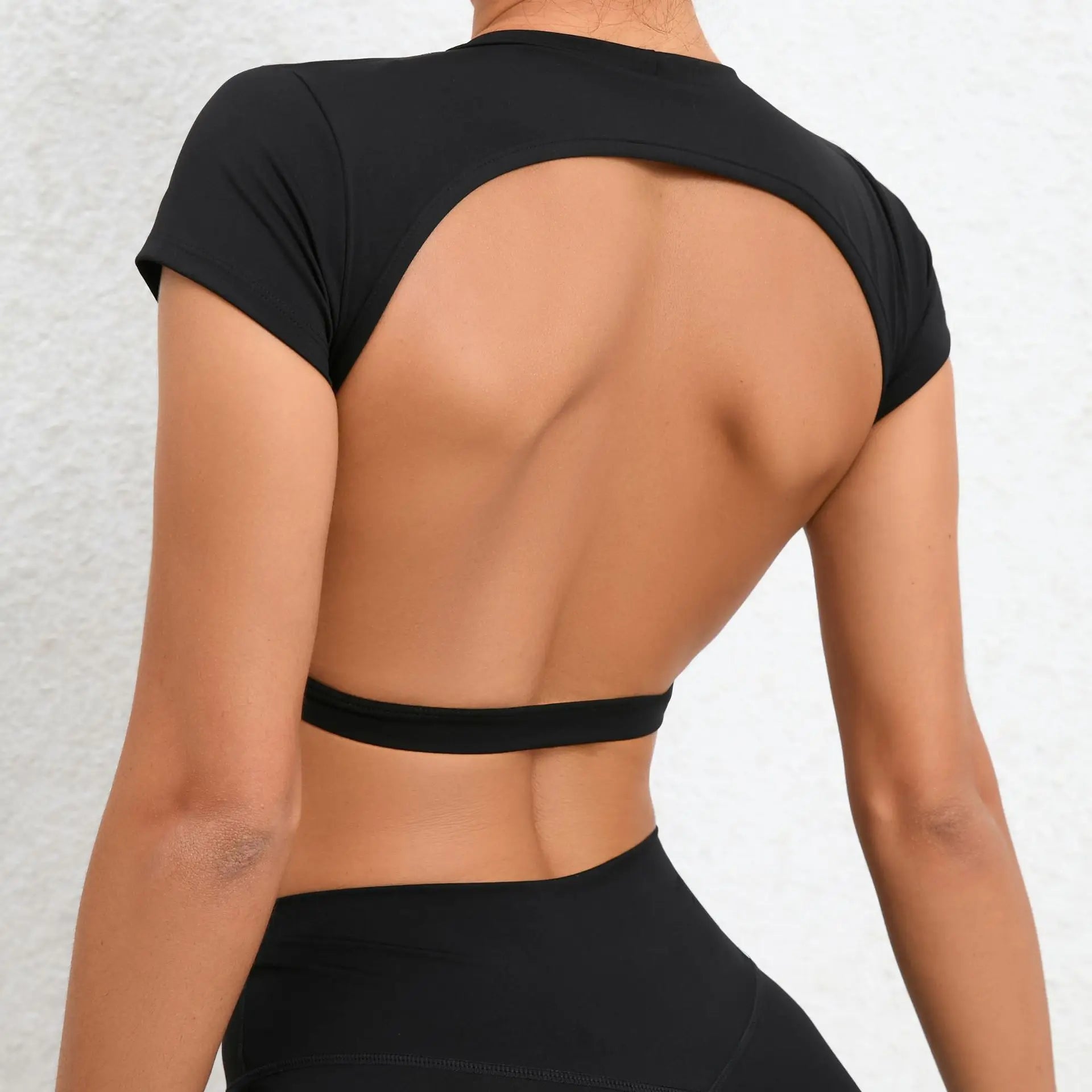 BreatheBack™ — Rückenfreies Damen Sport - Top - LeveFit